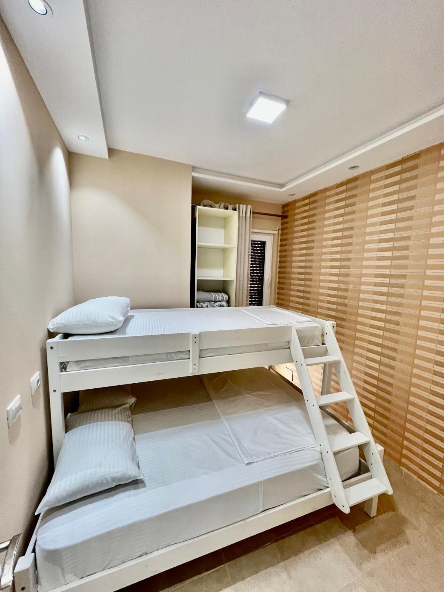 Residence Lux Apartments At Valamar Hamallaj Gjiri Lalzit Дуррес Экстерьер фото